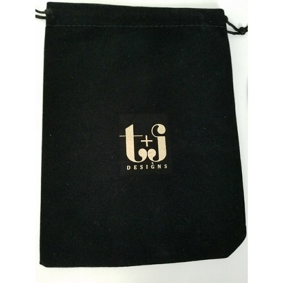 Statement Necklace - Picture 3 of 4